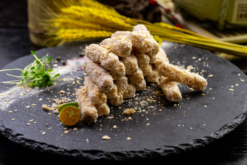 蜜汁麻仁糖粉红薯图片