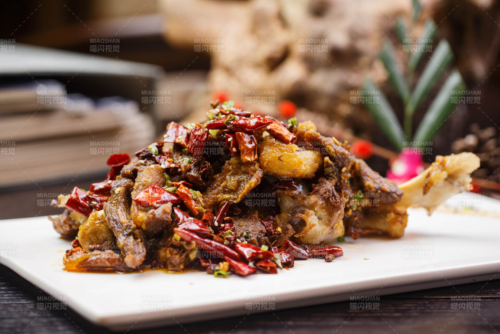 辣炒川味牛腱子肉图片