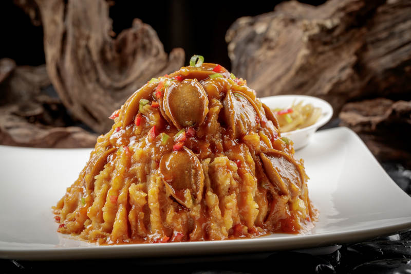 酸菜土豆焖鲍鱼图片