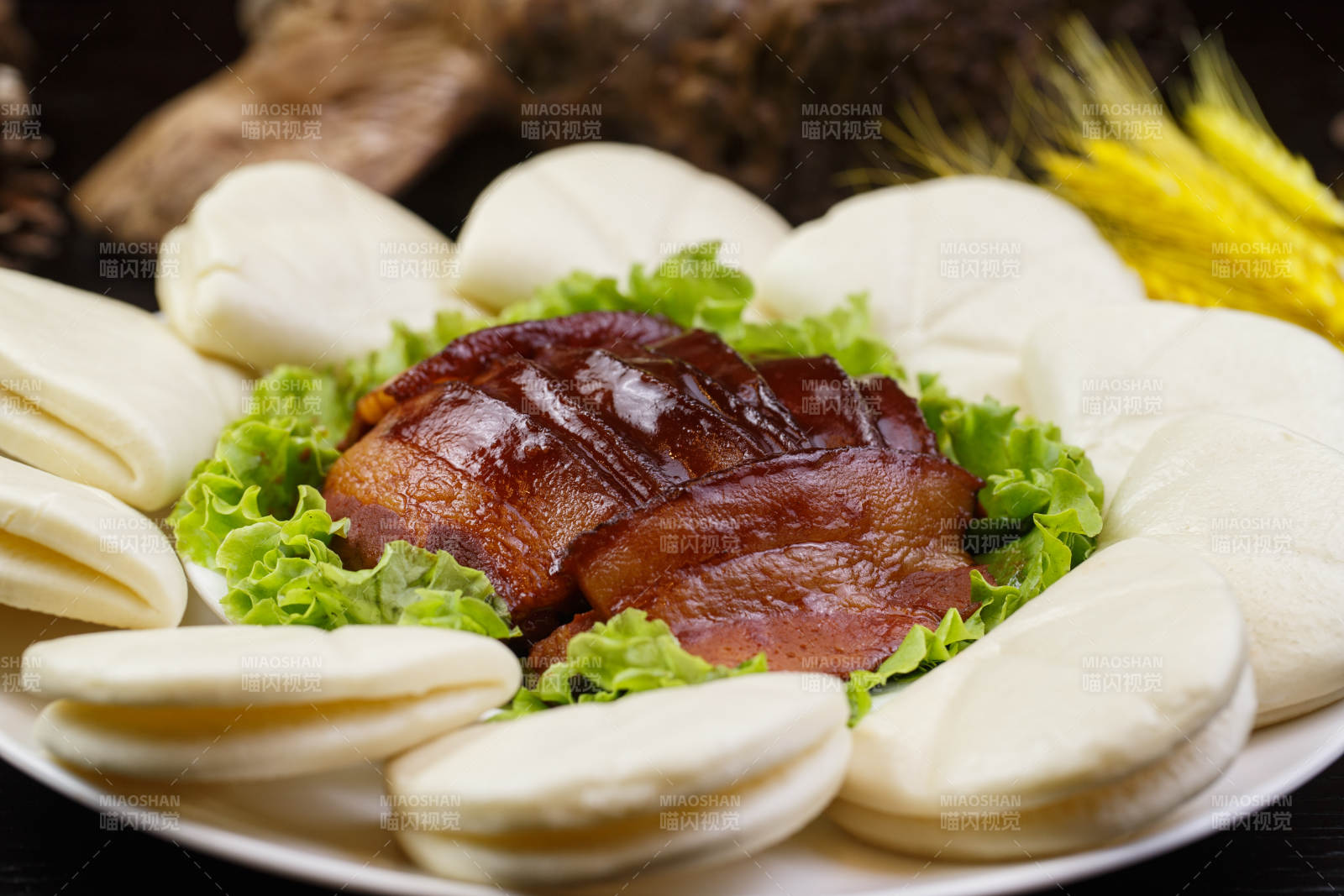 金牌扣肉加花馍图片