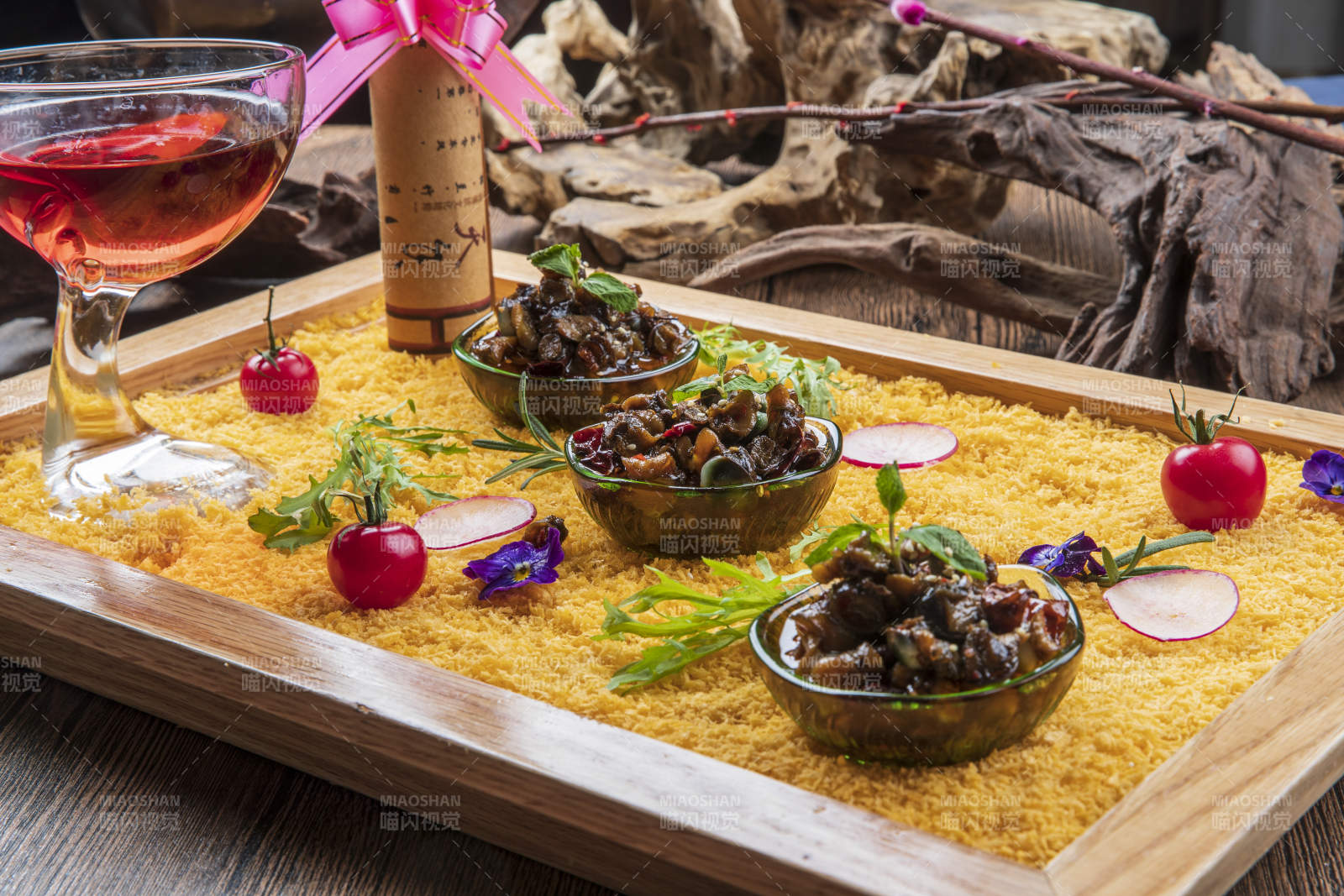 金米酱牛杂图片