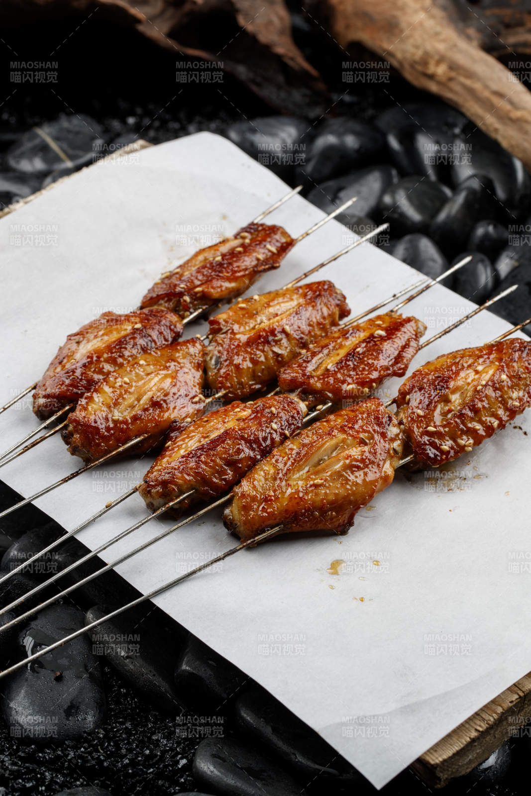 锦州烧烤蜜汁烤鸡翅图片