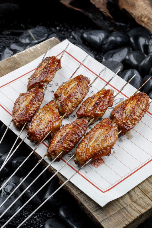 锦州烧烤蜜汁烤鸡翅图片