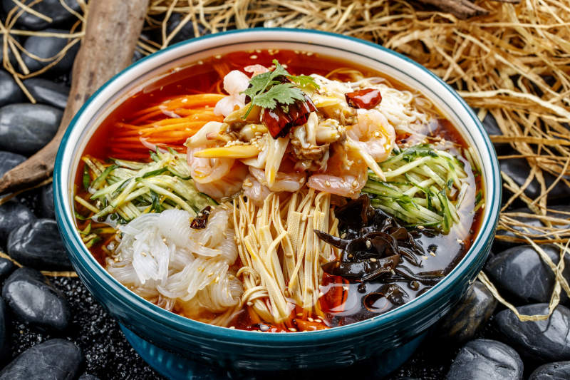 红油什锦蔬菜大虾仁图片