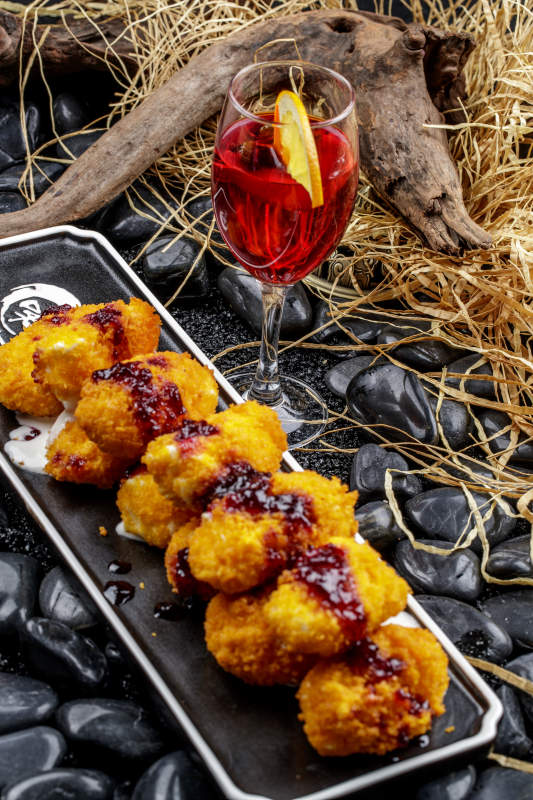 美味小吃蓝莓酱炸榴莲图片