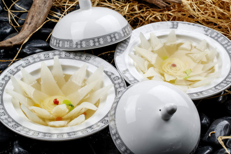 精美摆盘的开水白菜图片