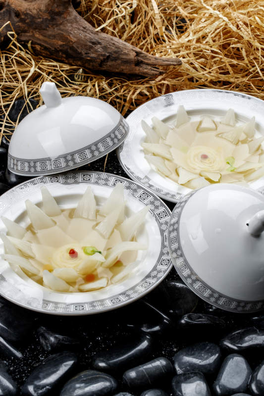 精美摆盘的开水白菜图片