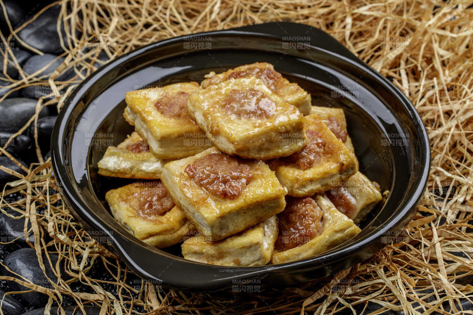 砂锅五香肉馅豆腐酿图片