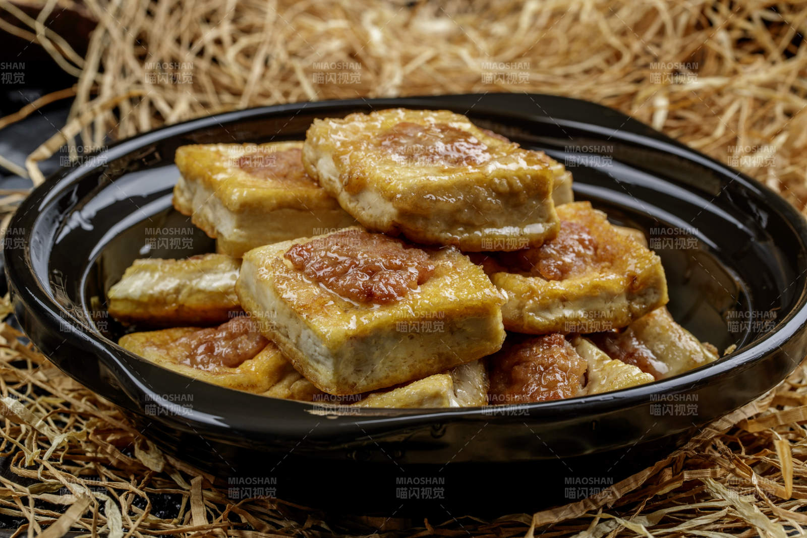 砂锅五香肉馅豆腐酿图片