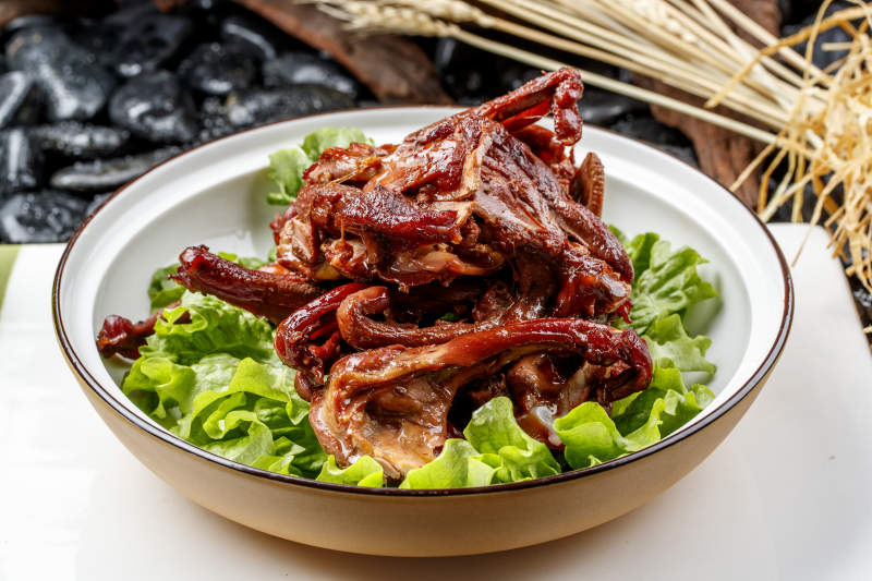 美味酱烧鸭叉骨图片