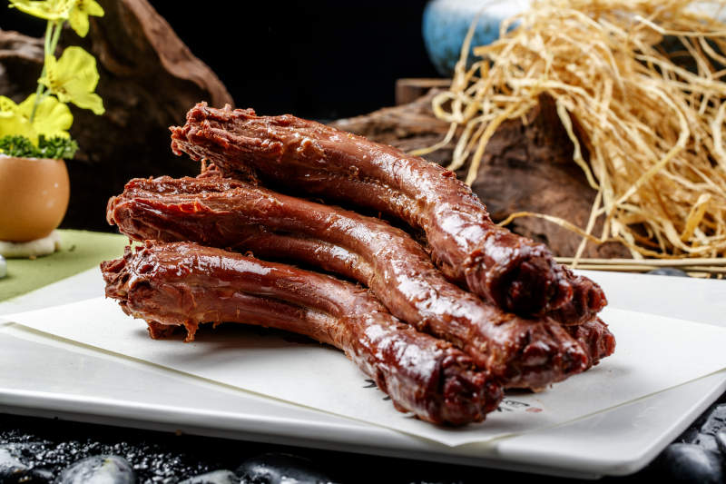 武汉辣卤鸭脖图片