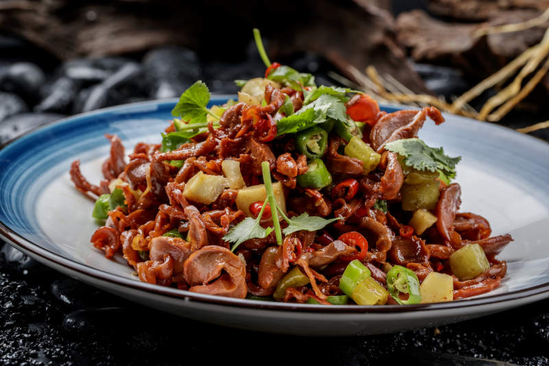 米椒爆鸡胗图片