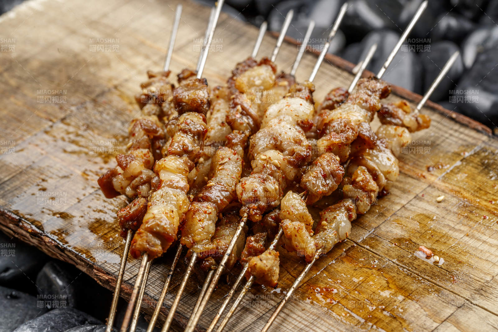 锦州烧烤羊肉串图片