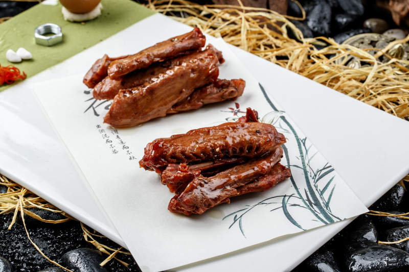 美味凉菜秘制卤鸡翅图片