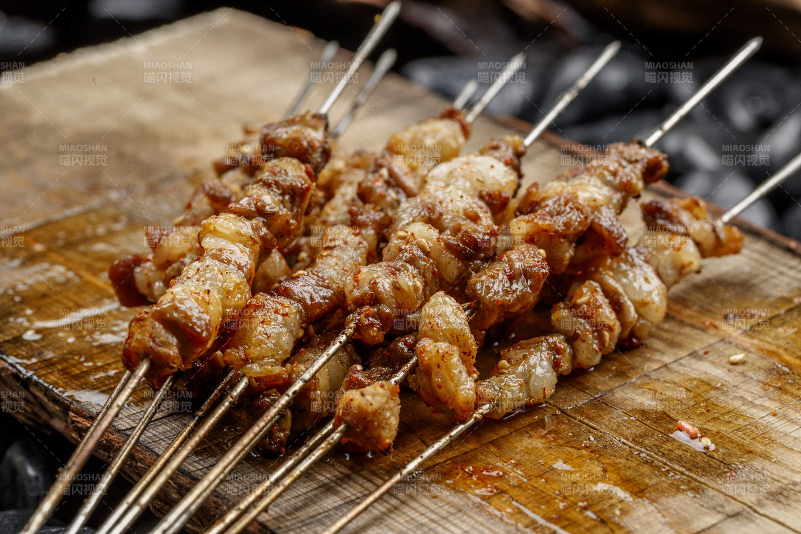 锦州烧烤羊肉串图片