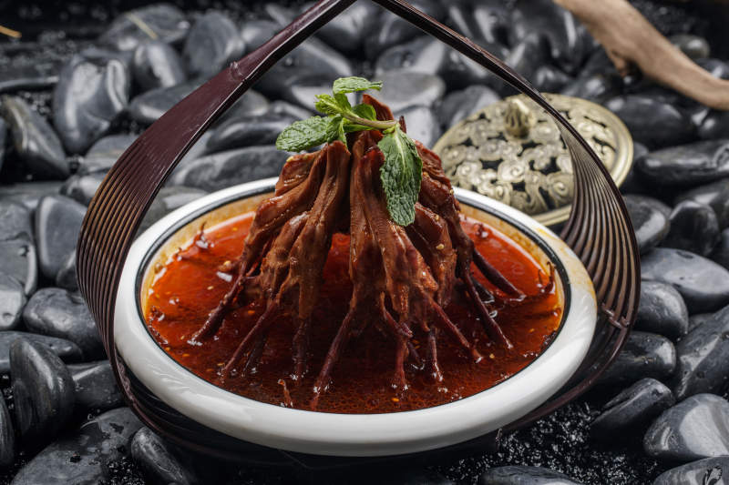 秘制红油鸭舌图片