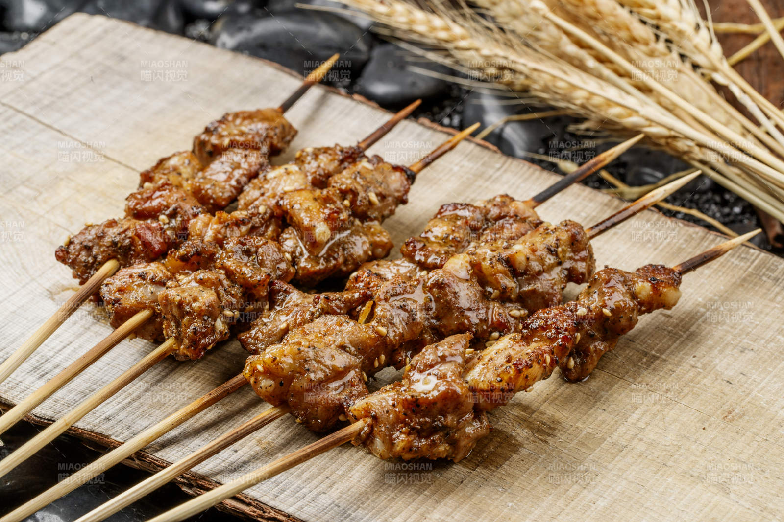 锦州烧烤炭烤羊肉筋图片
