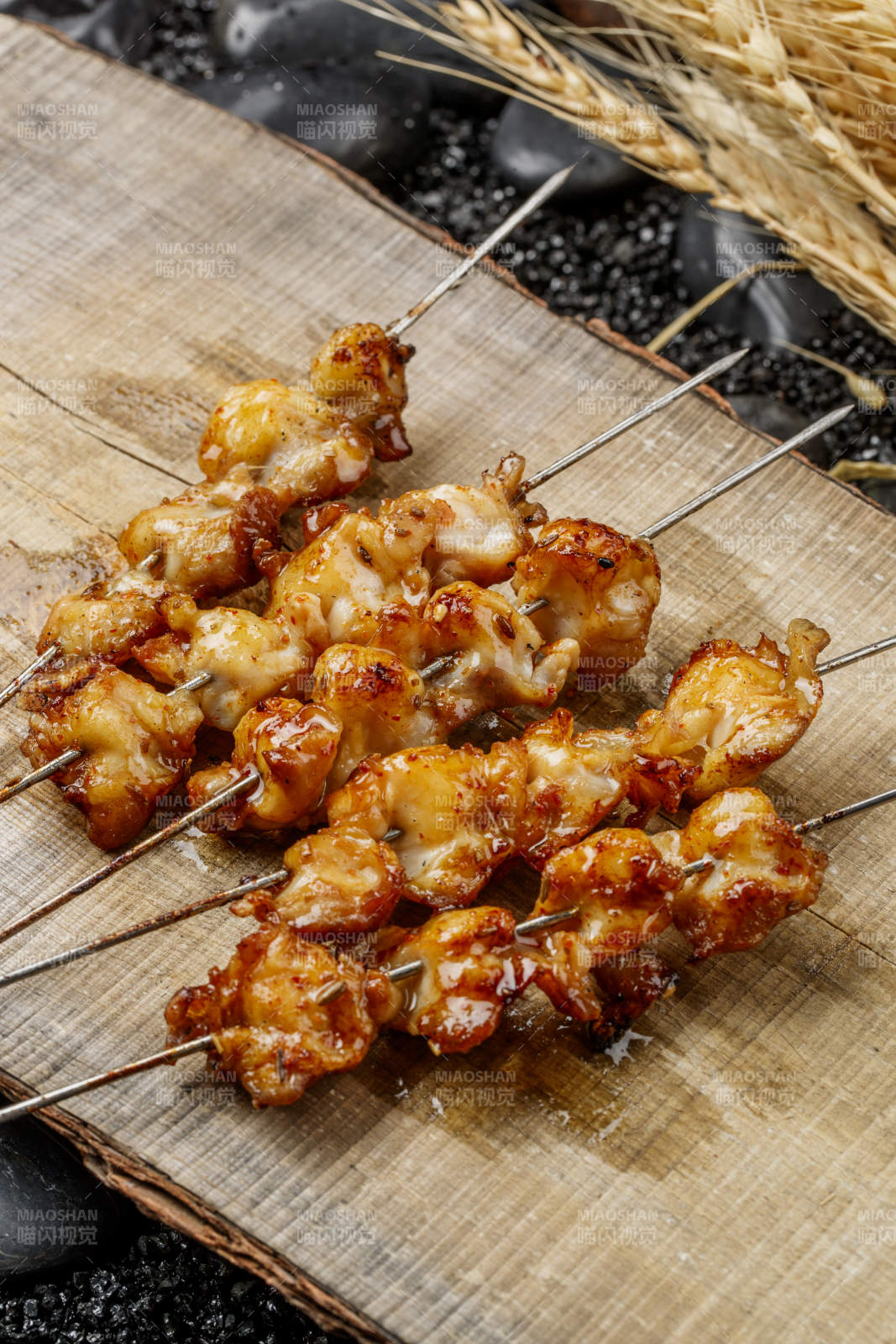 锦州烧烤炭烤鸡脆骨图片
