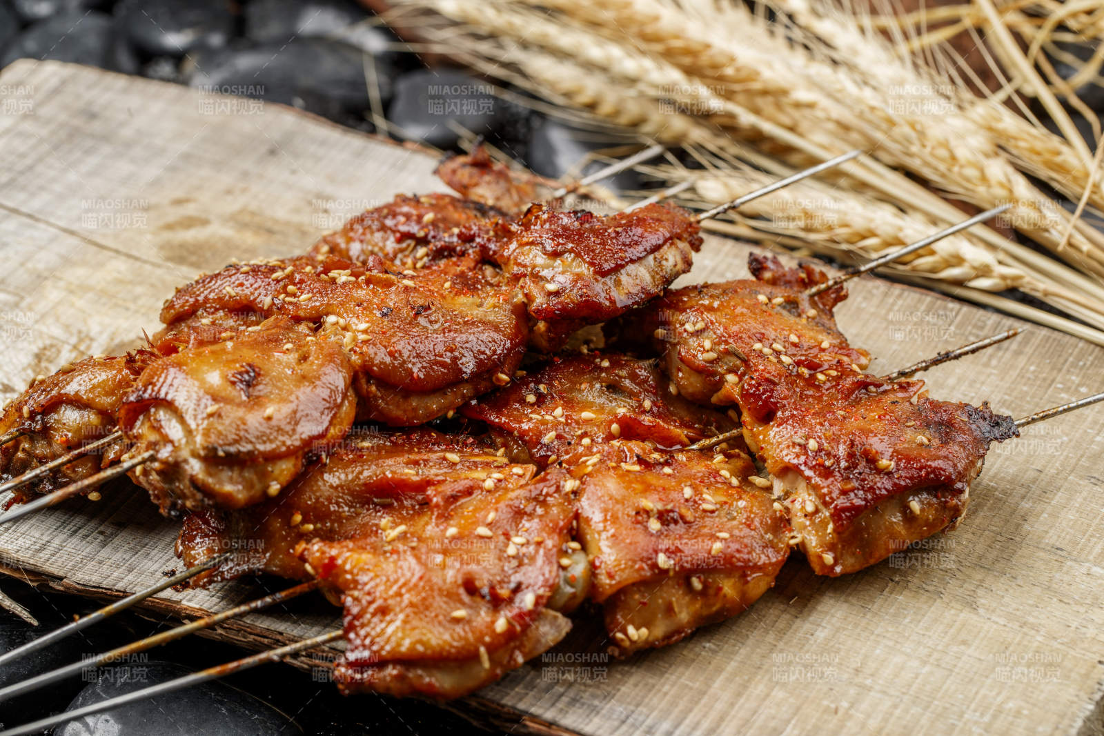 锦州烧烤炭烤带皮鸡排图片