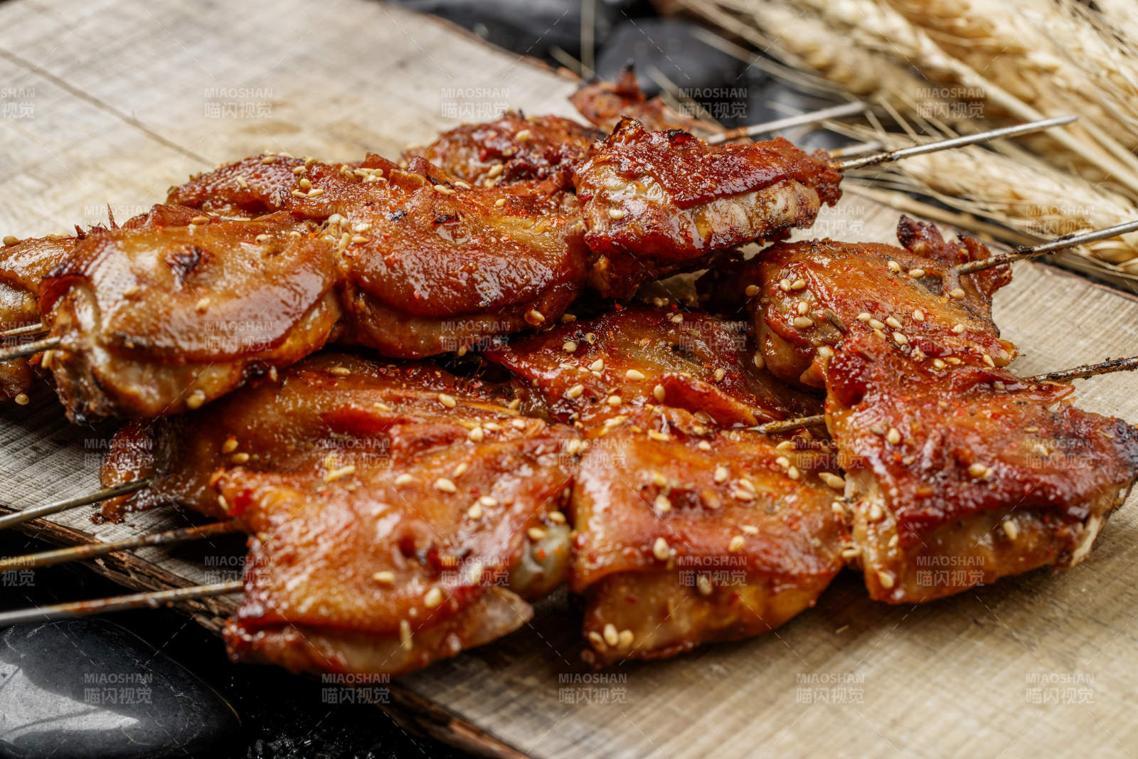 锦州烧烤炭烤带皮鸡排图片