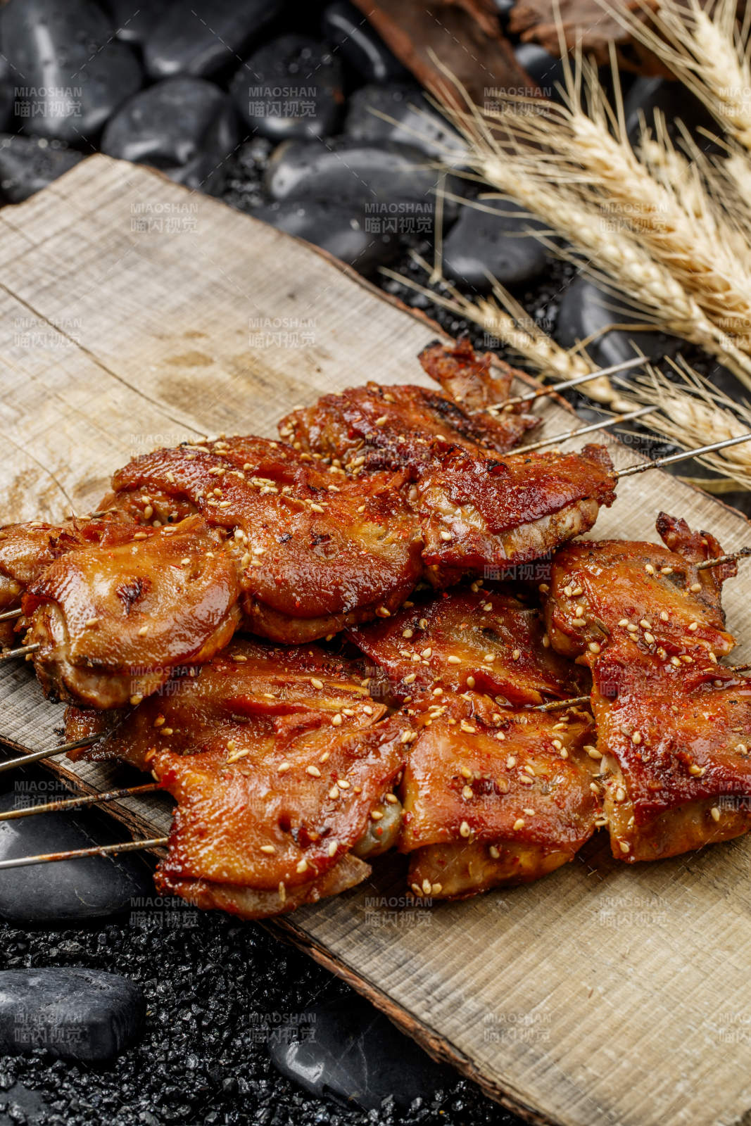 锦州烧烤炭烤带皮鸡排图片