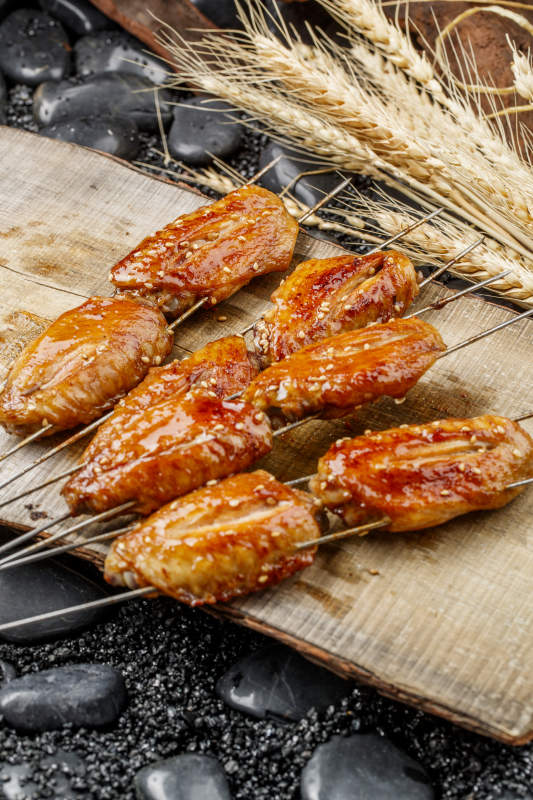 锦州烧烤秘制炭烤鸡翅图片