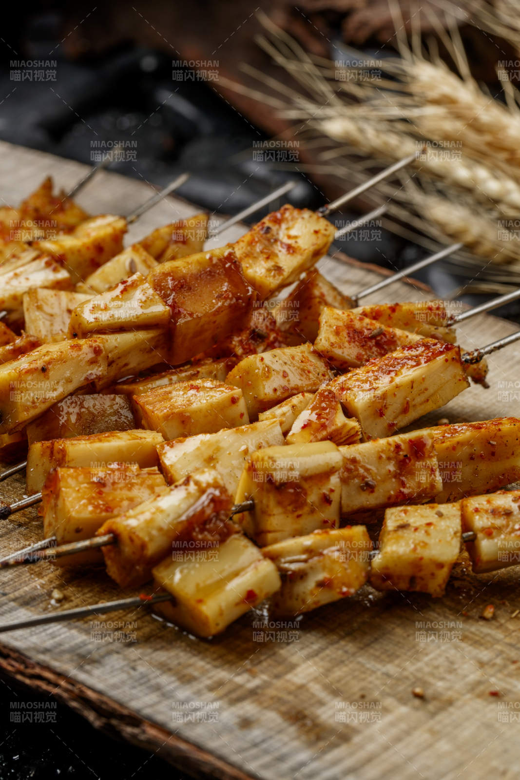 锦州烧烤炭烤羊板筋图片