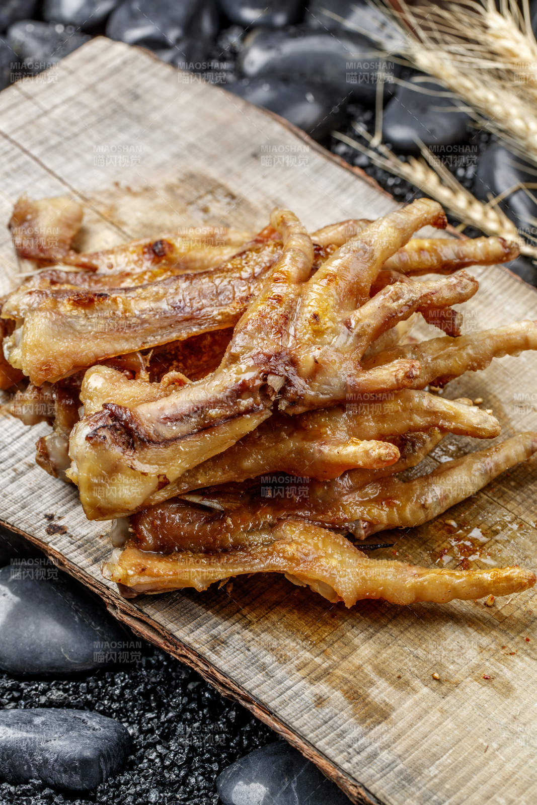 锦州烧生烤凤爪图片