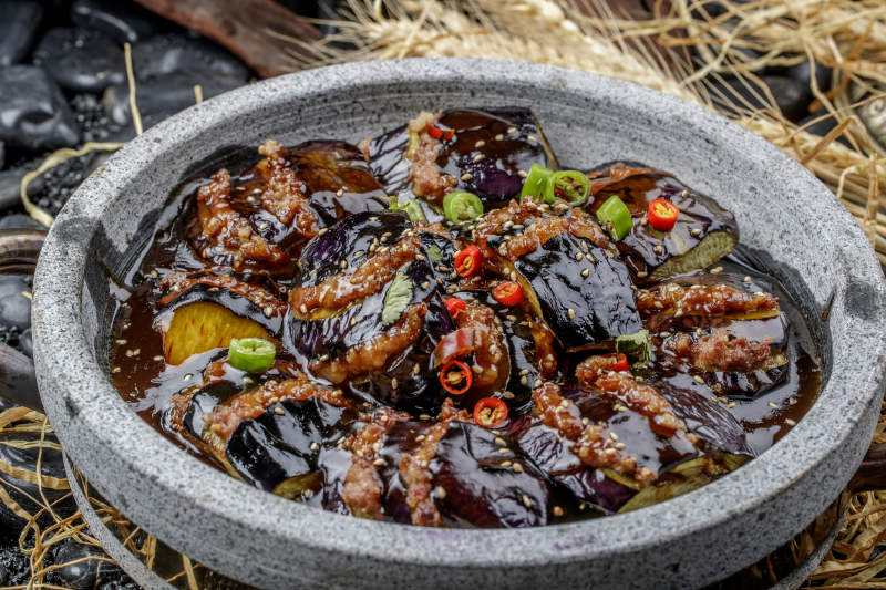 美味石锅酱烧茄子图片