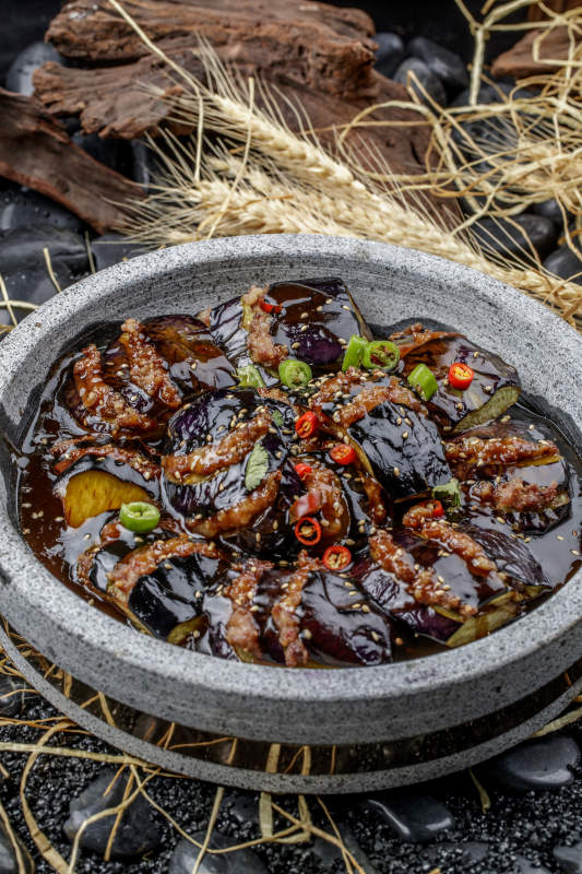 美味石锅酱烧茄子图片