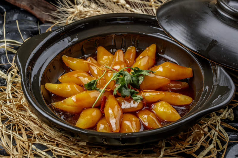 烧过浇汁萝卜煲图片