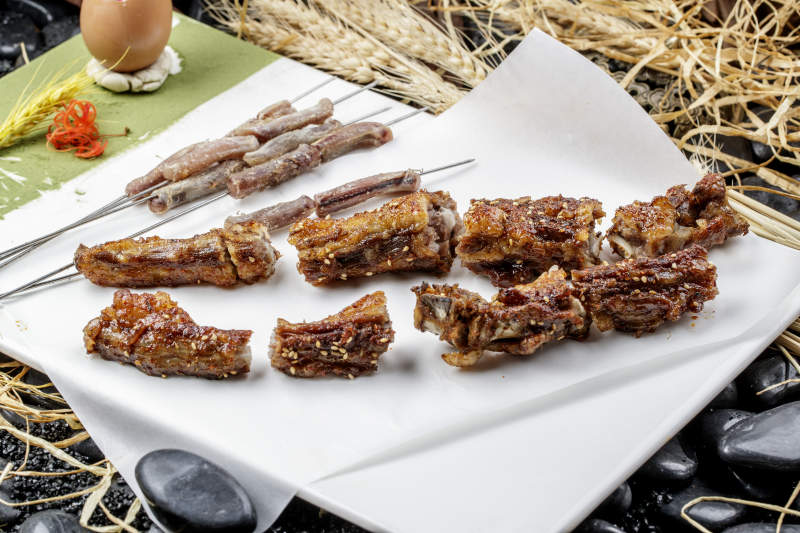 锦州烧烤炭烤羊鞭羊尾图片