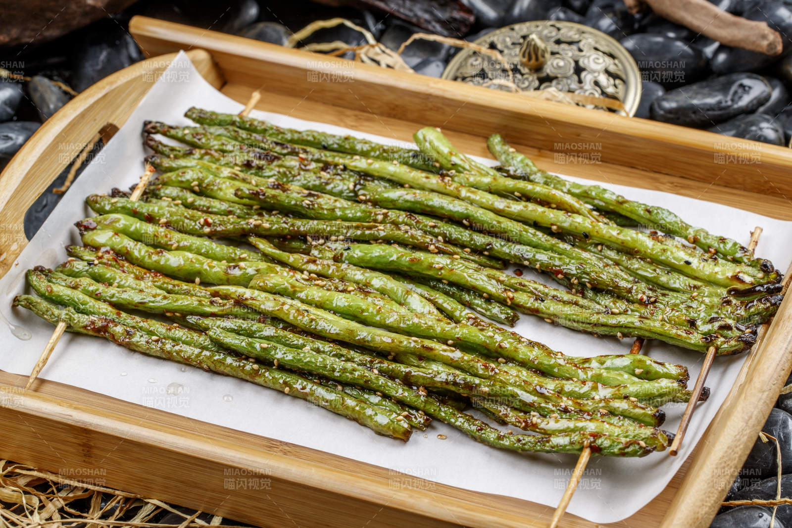 香辣烤豇豆图片