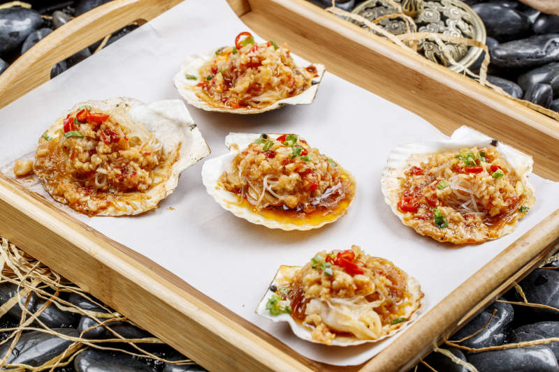 蒜蓉粉丝烤扇贝图片