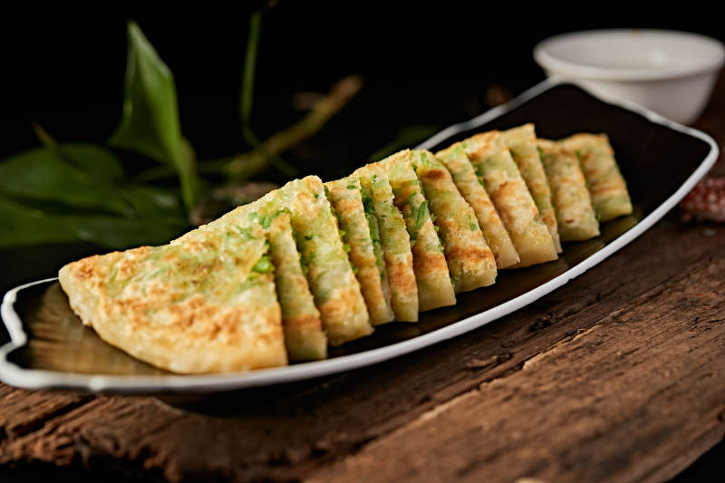 青椒丝豆角丝馅料烙大饼图片