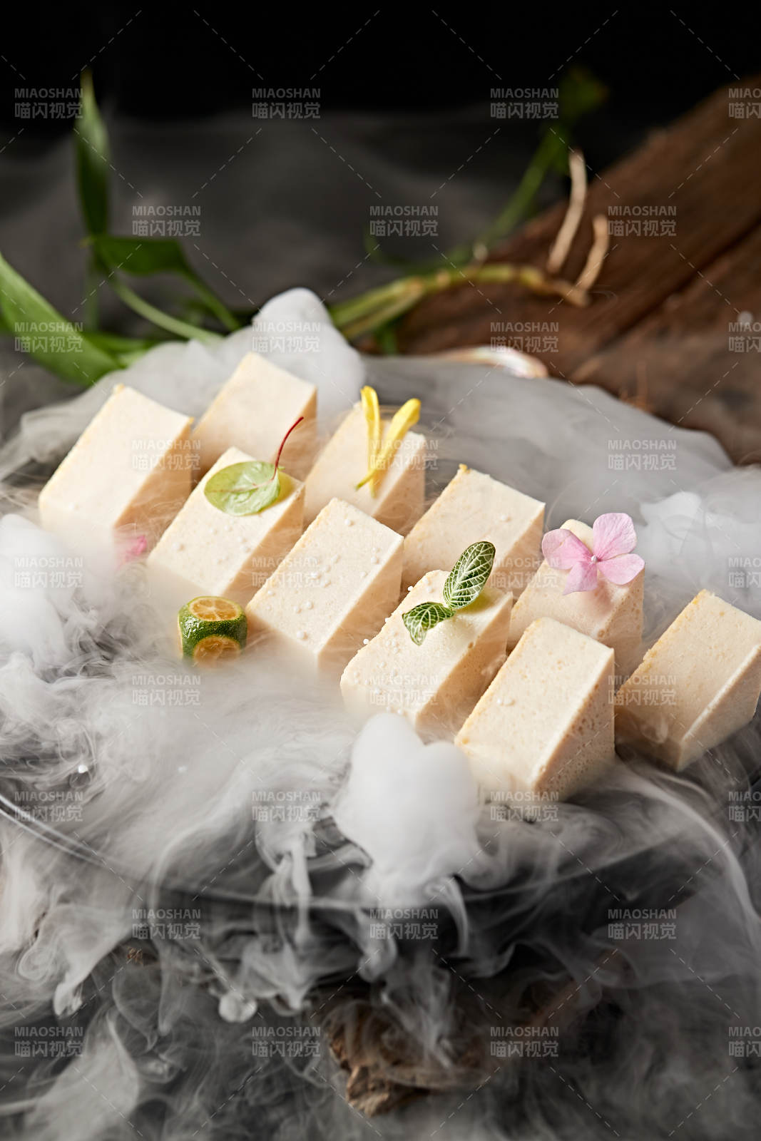 风味自制甜杏仁豆腐图片