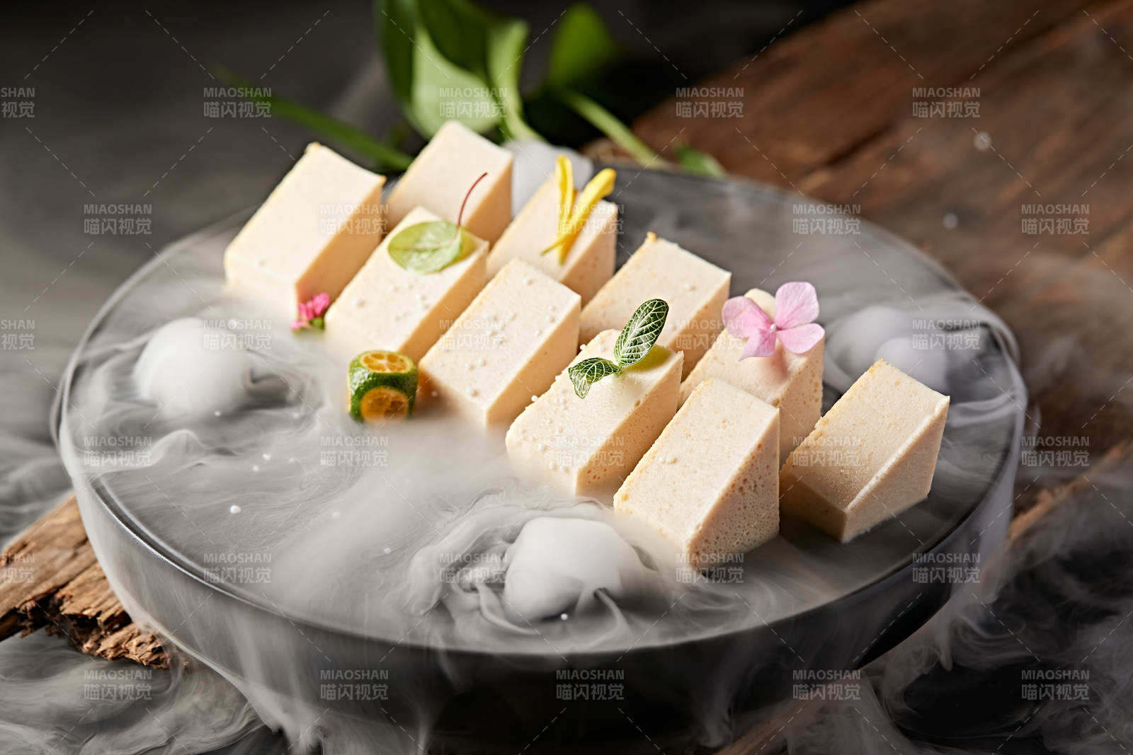 风味自制甜杏仁豆腐图片