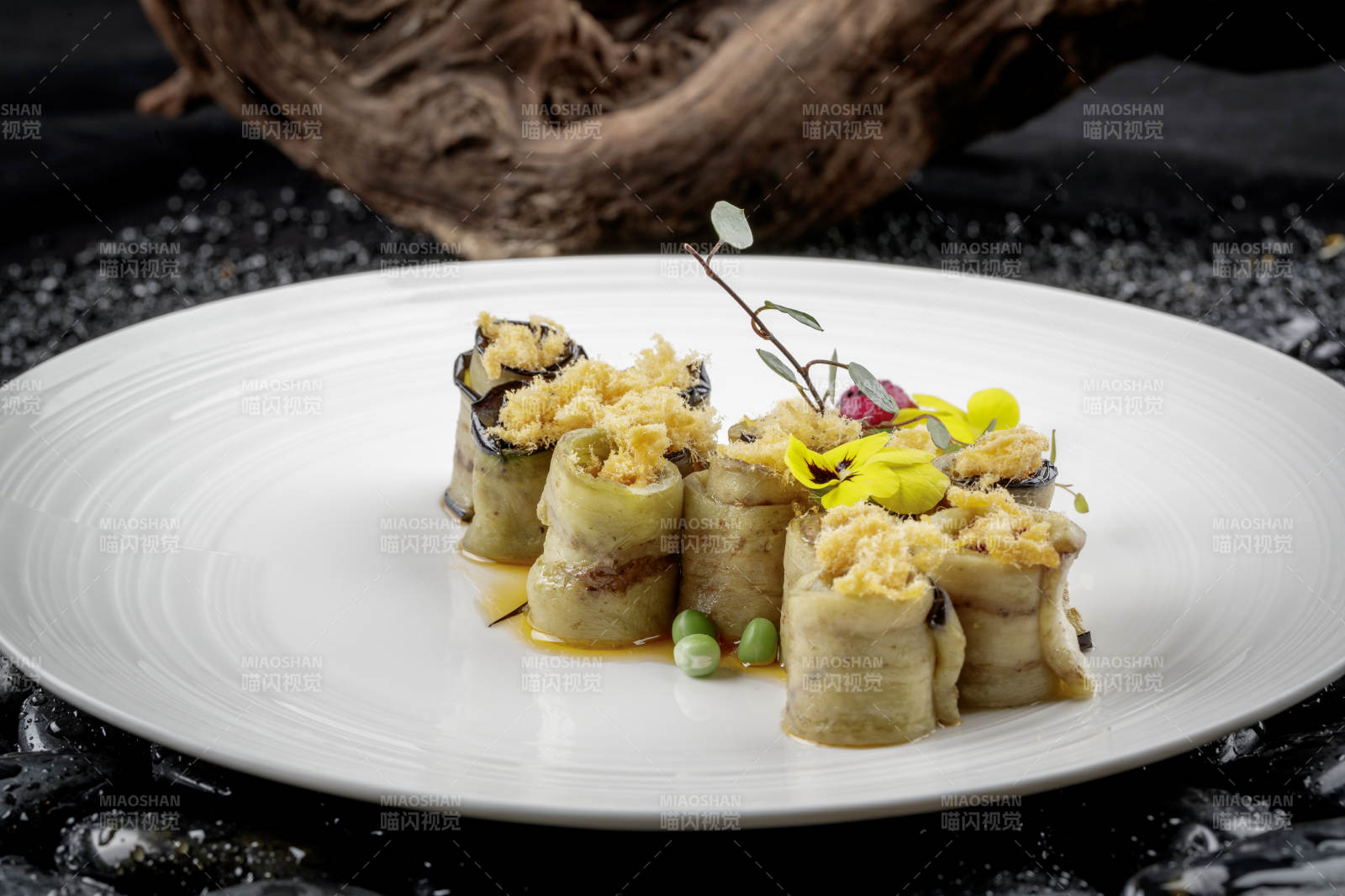 黄金肉松茄墩图片