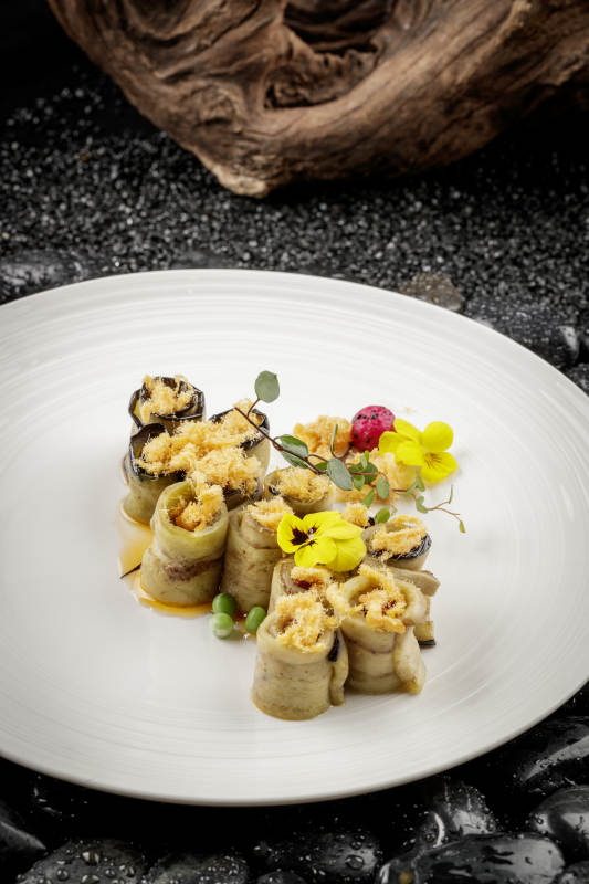 黄金肉松茄墩图片