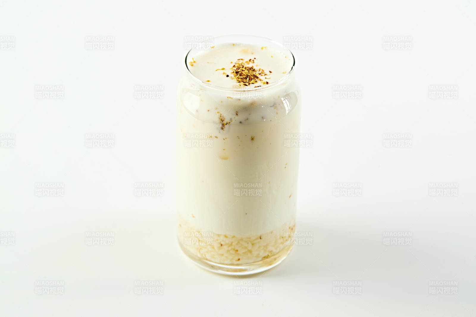 夏日清凉咖啡饮品桂花醪糟酸奶冰图片