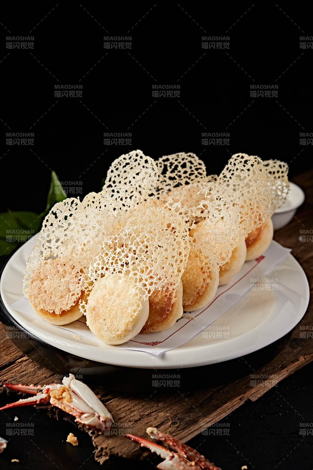 雪花渔网水煎包图片