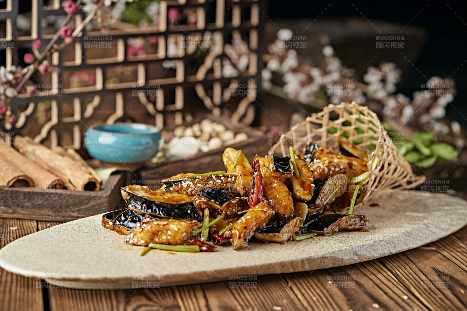 糖醋酱香糖醋风味炸茄子图片