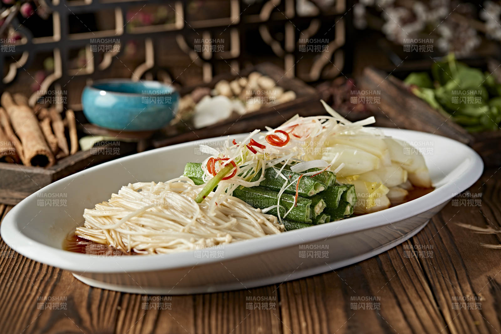 清蒸浇汁秋葵金针菇娃娃菜图片