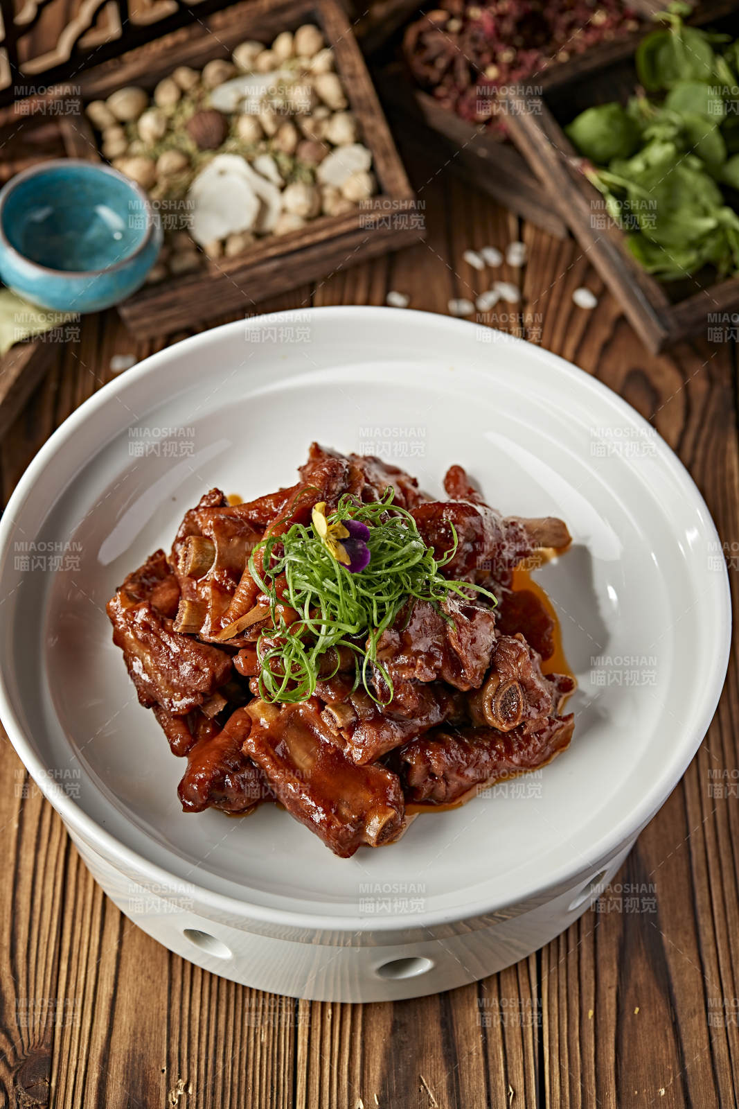 红烧凤爪猪肋排图片