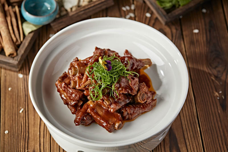 红烧凤爪猪肋排图片