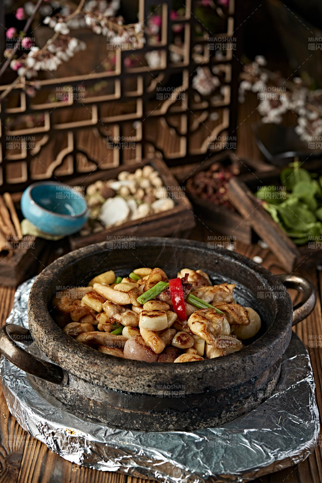 石锅干烧鸡柳小洋葱图片