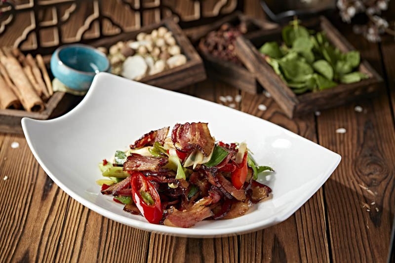 辣椒小炒青蒜苗湖南腊肉图片