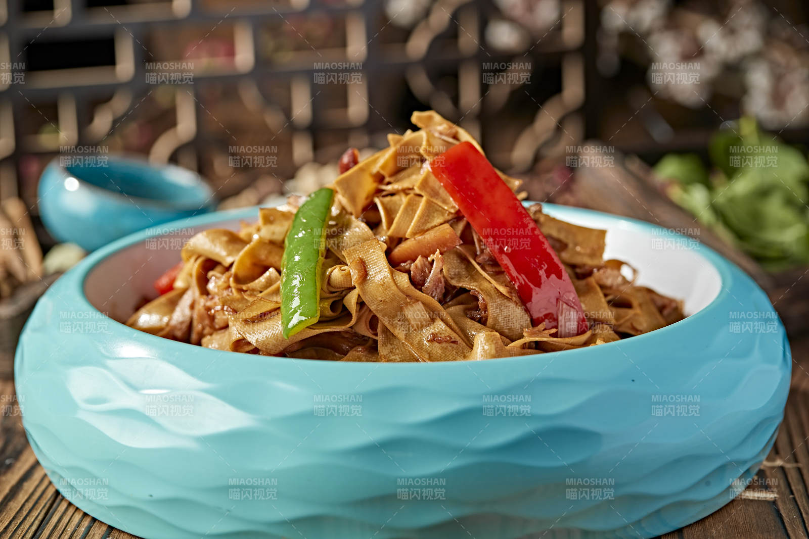 青红椒肉炒干豆腐皮图片