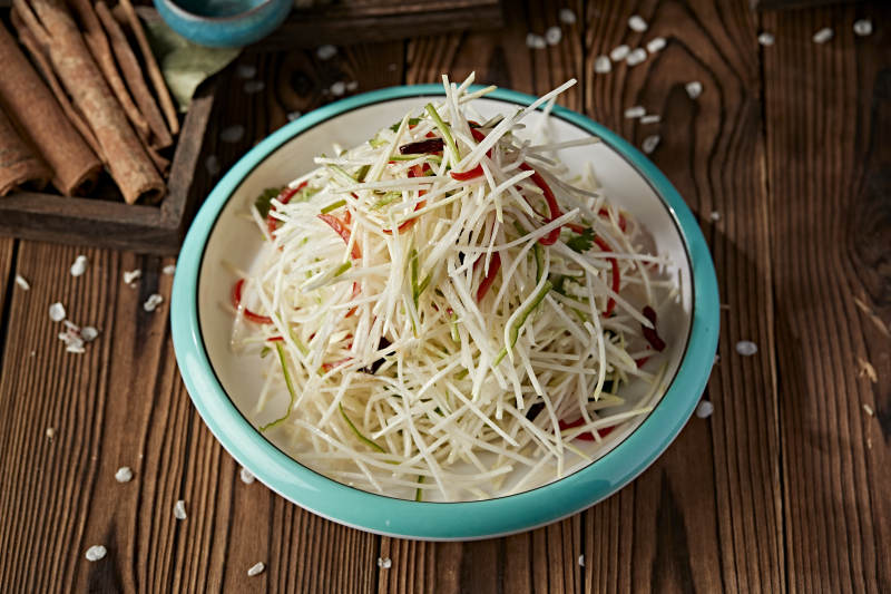 彩椒香菜凉拌芥菜丝图片