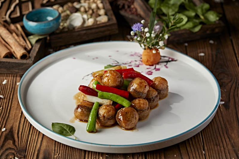 杭椒葱香烧肉馅酿口蘑图片